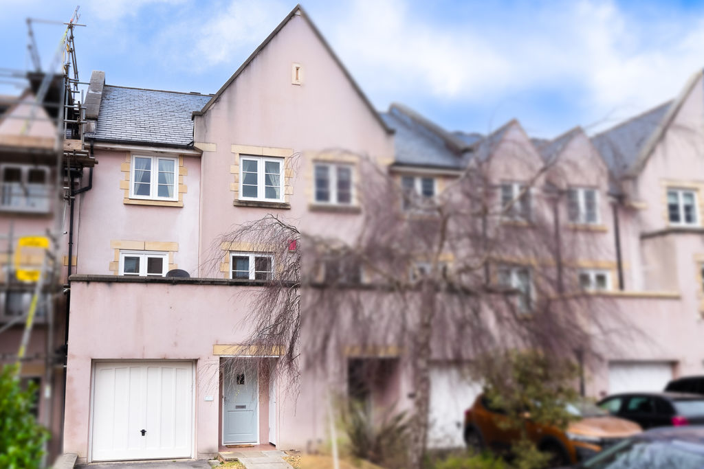 Front Elevation, Garage and Driveway- click for photo gallery